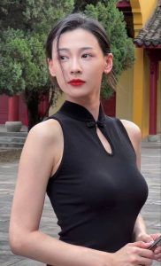 丁笑滢 原图去衣-脱衣论坛-社区-秘密图库