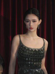 林允 迪丽热巴 原图去衣-脱衣论坛-社区-秘密图库